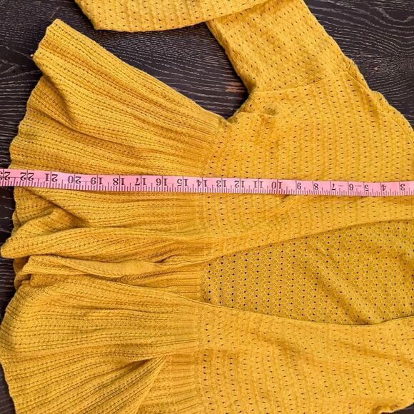 Anthropologie Moth Yellow Pointelle Peplum Cardigan Sweater Women's Small - Picture 6 of 9